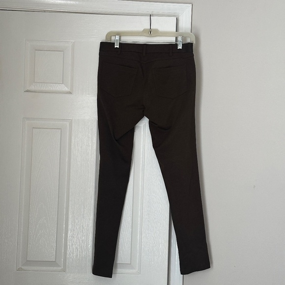 Excellent J. McLaughlin Flat Front 4 Way Stretch Brown Slim Pants Size 4 - Picture 2 of 7